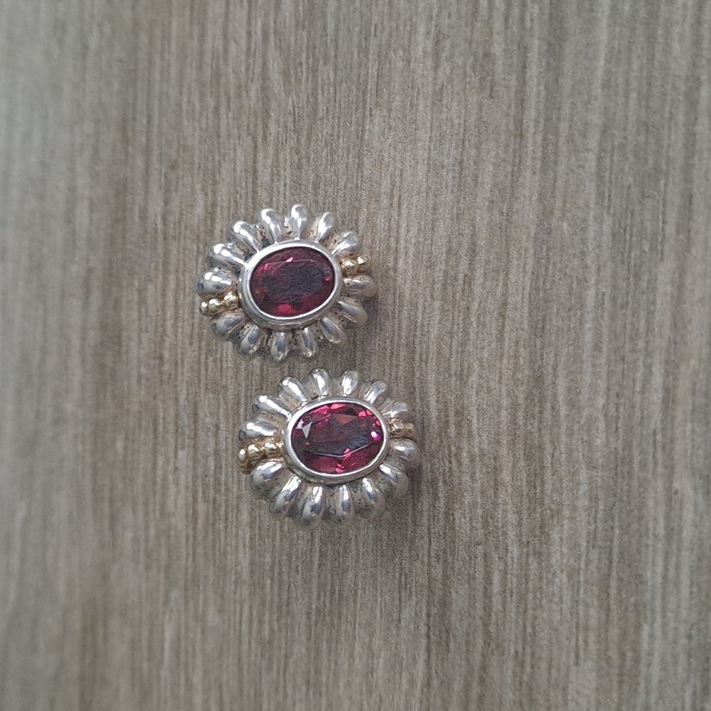 Vintage Lagos Caviar Garnet earrings